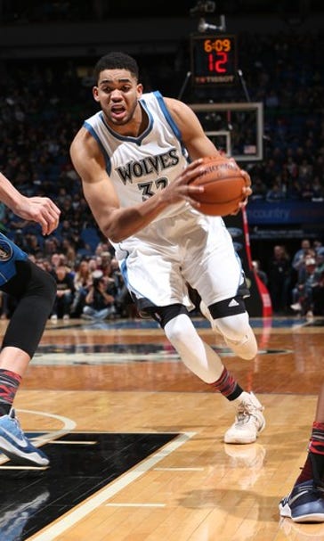Towns, Wiggins help Wolves beat Mavericks 97-84 (Feb 24, 2017)